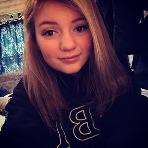 Meet your Posher, Zoee